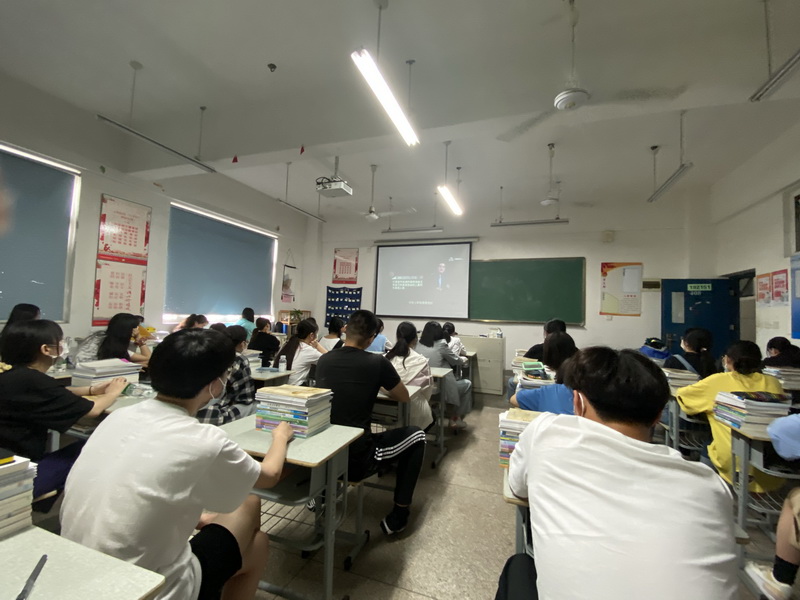 船舶工程學院開展大學生心理健康教育活動