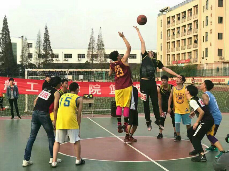 船舶工程學院舉辦5V5籃球對抗賽
