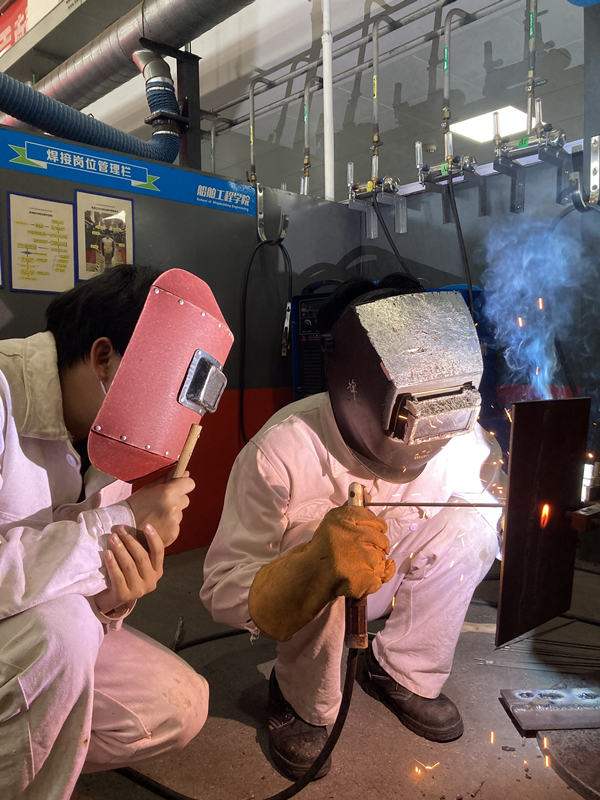 船舶工程學院成功舉辦學校焊接技能競賽