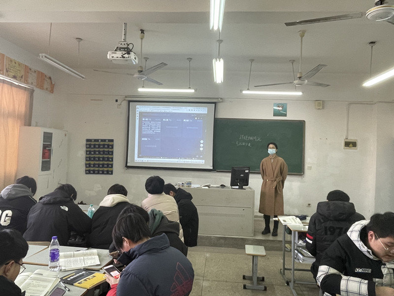 船舶工程學(xué)院開展院級公開課評議活動