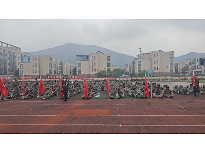 船舶工程學(xué)院2025級(jí)新生軍訓(xùn)圓滿收官