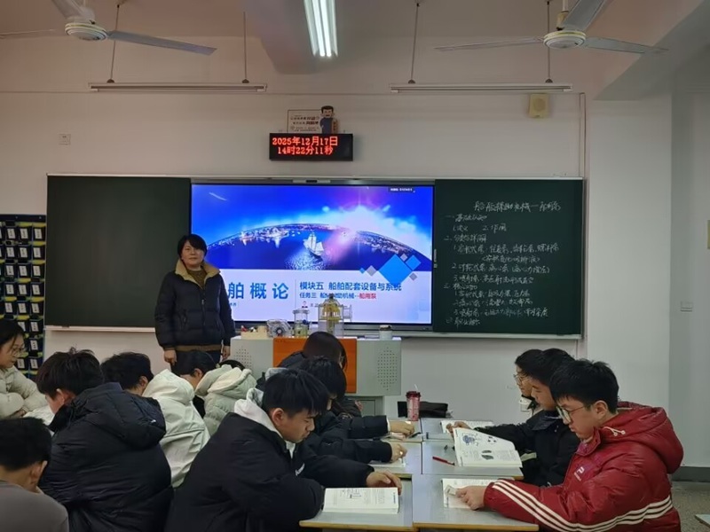 劉方老師開設(shè)校級公開課《船用泵》