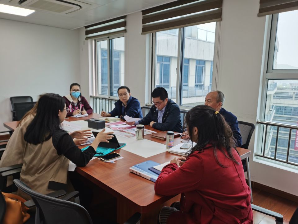 學(xué)校召開(kāi)“十三五”成果展工作研討會(huì)議