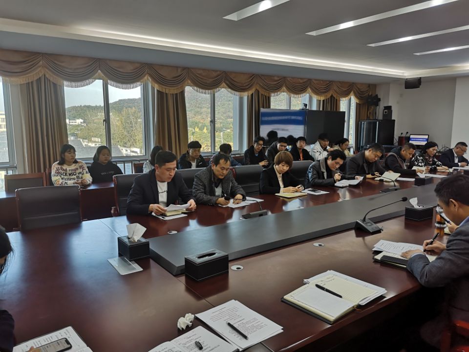 我校召開2019年度膳食委員會會議