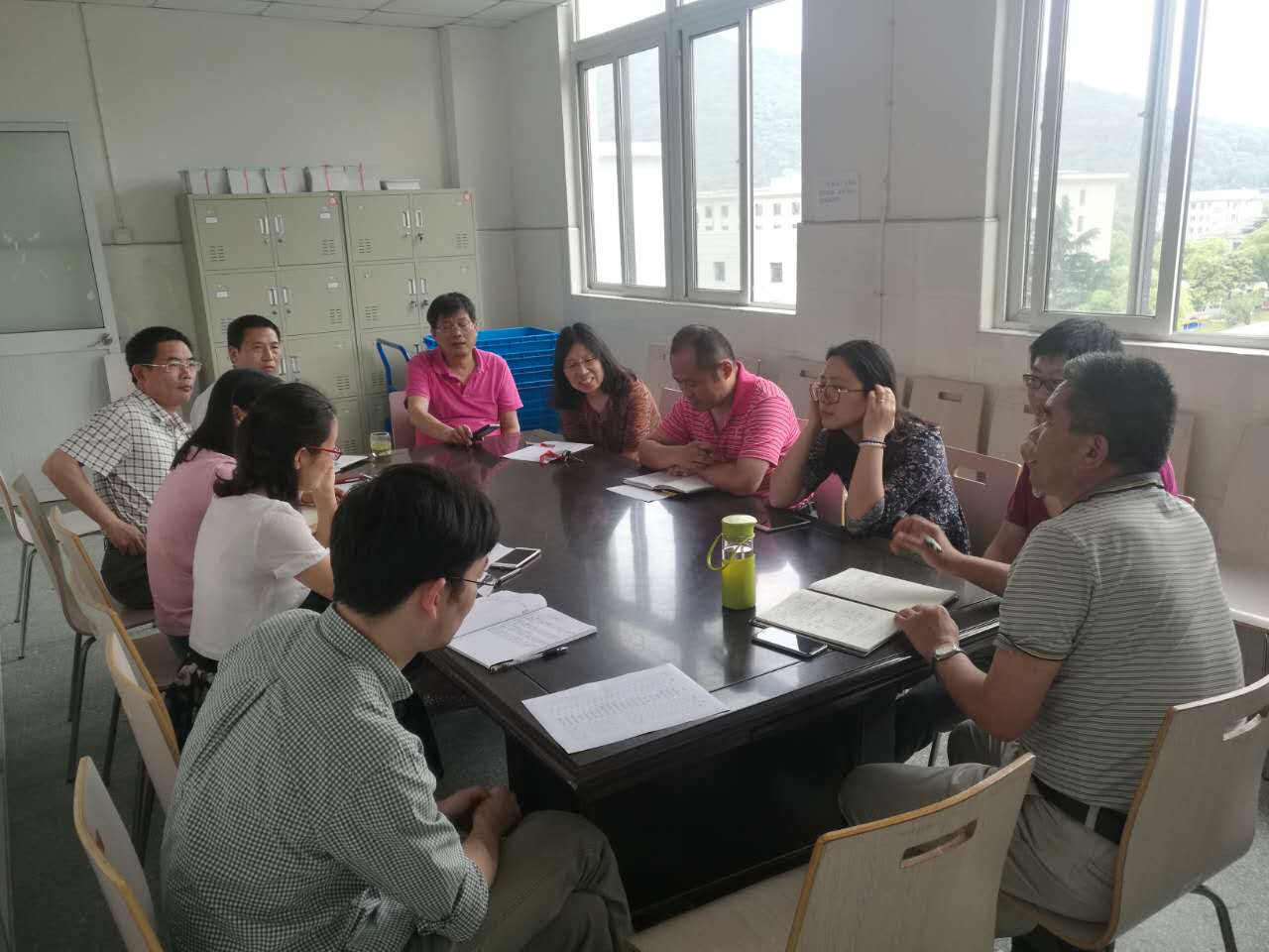 基礎(chǔ)部召開學(xué)測(cè)?？冀虒W(xué)總結(jié)及對(duì)策分析會(huì)