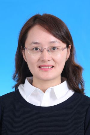 基礎(chǔ)教學(xué)部主任、馬克思主義學(xué)院副院長(zhǎng)楊鳳琴