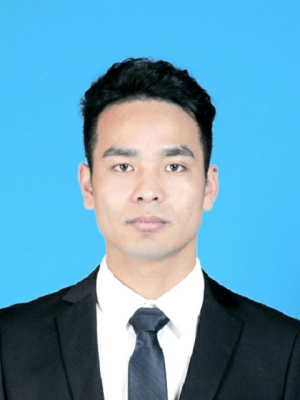 體育教師李亞魯