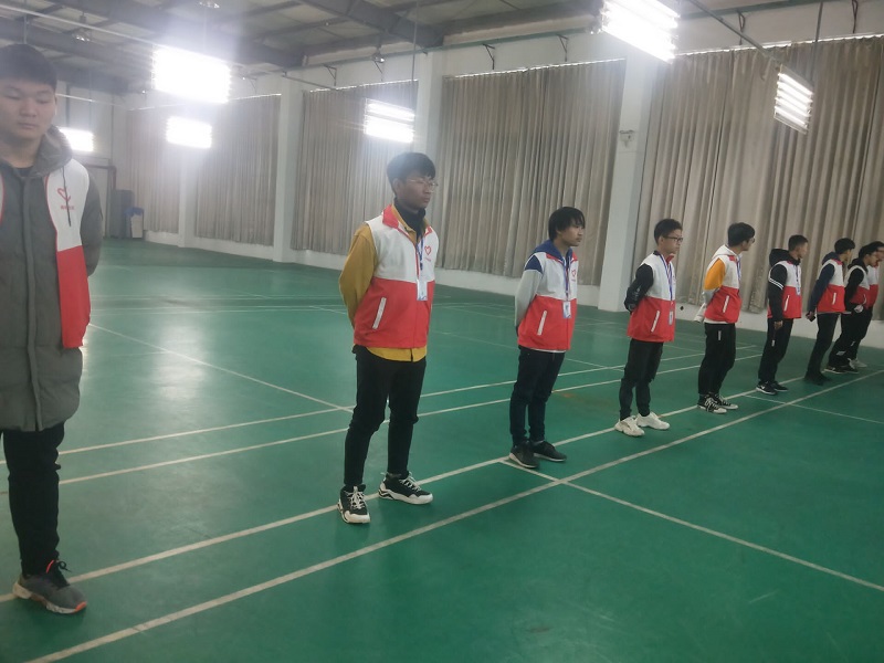 交通工程學(xué)院學(xué)生參加2019年校園招聘會(huì)志愿者服務(wù)活動(dòng)