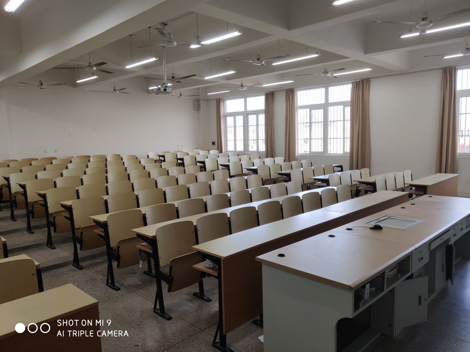 學(xué)軍人之風(fēng)采，強自身之素質(zhì) ---交通工程學(xué)院2020級新生軍訓(xùn)圓滿結(jié)束