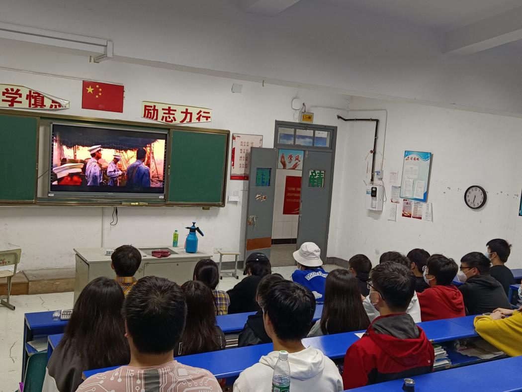 交通工程學(xué)院組織 “五一”愛(ài)國(guó)主義教育活動(dòng)