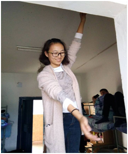 黨員進宿舍  清洗空調(diào)迎暖冬