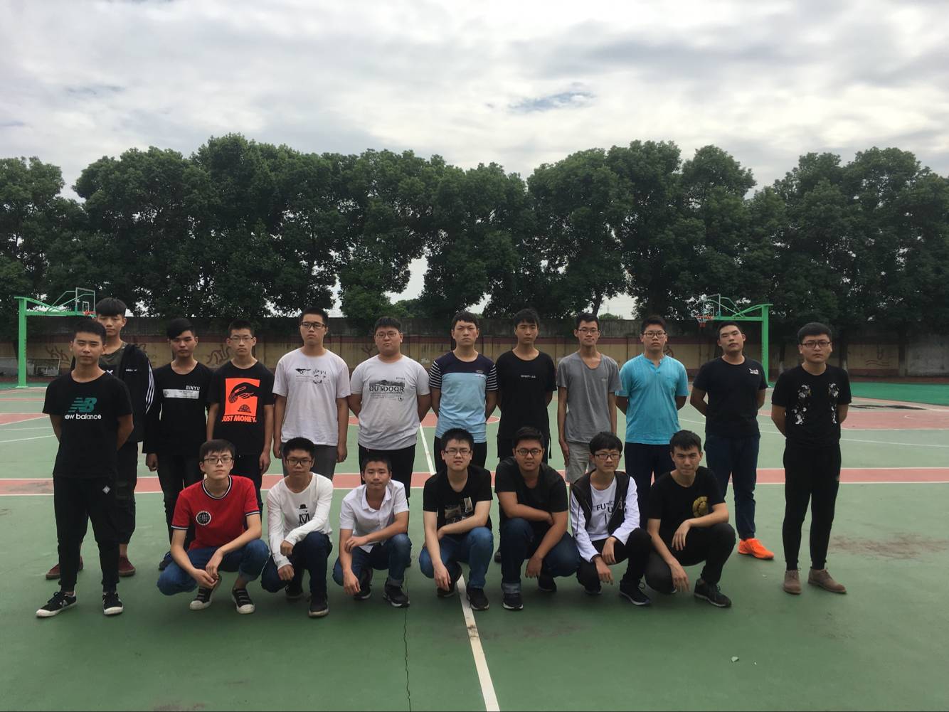 機(jī)械工程學(xué)院社團(tuán)介紹---乒羽協(xié)會(huì)