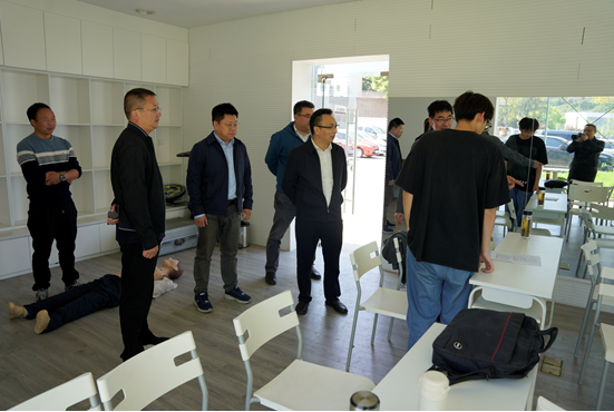 學(xué)校校長、黨委書記李進一行赴企業(yè)開展專項調(diào)研