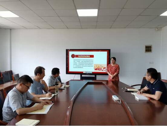 上黨課，學(xué)黨史，研思政