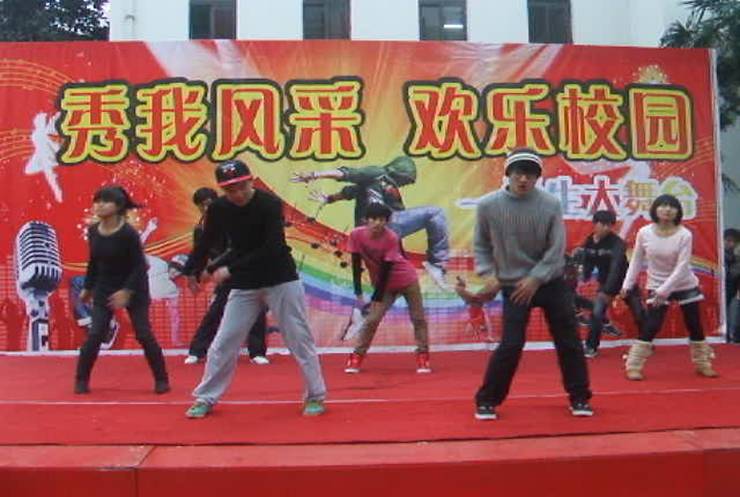 1490164813398011721.jpg 20130402145143364013.jpg