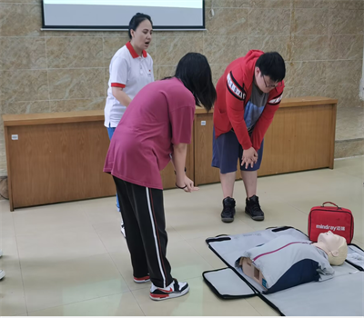 生命教育  “救”在身邊——學(xué)校開(kāi)展2023年第二期應(yīng)急救護(hù)培訓(xùn)