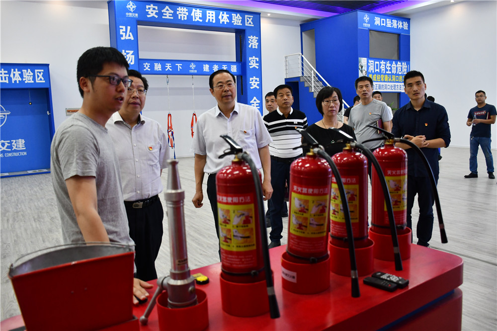 1560996937481046142.jpg DSC_4319.jpg