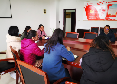 財(cái)經(jīng)經(jīng)商貿(mào)教研室開展本學(xué)期第一次教研活動(dòng)