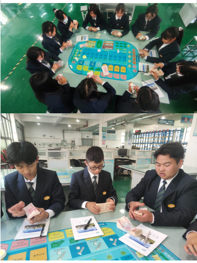 20級連鎖經(jīng)營與管理專業(yè)學(xué)生開展點(diǎn)鈔實(shí)訓(xùn)