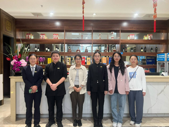 物流管理學(xué)院赴企業(yè)指導(dǎo)工學(xué)交替學(xué)生