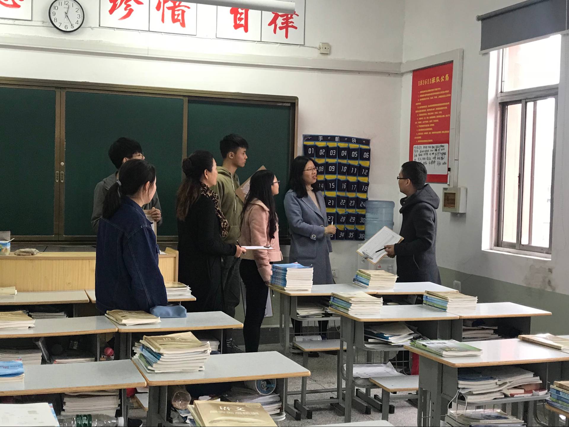 迎建校六十周年黑板報比賽順利結束