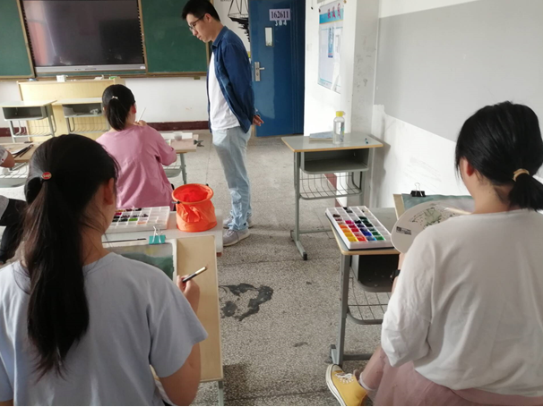 信息管理學(xué)院舉辦繪畫(huà)設(shè)計(jì)技能競(jìng)賽